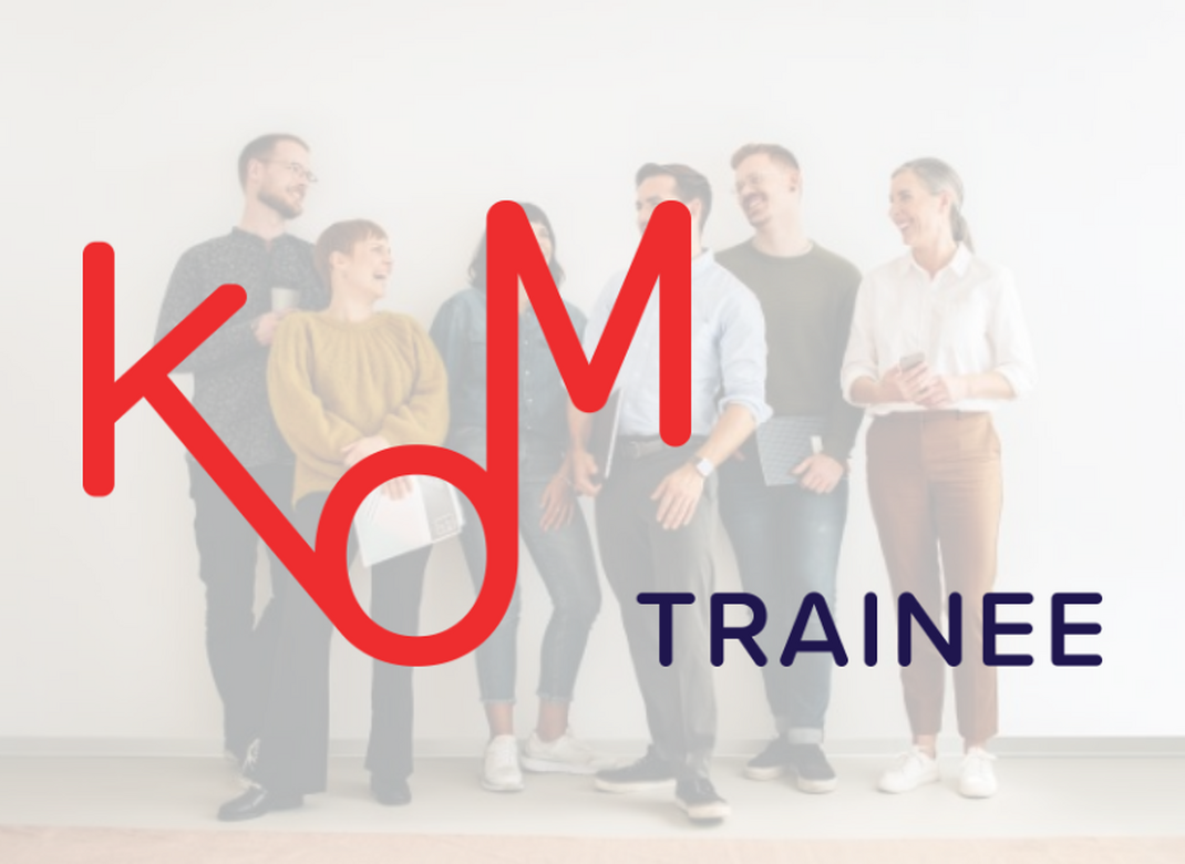 Kom Trainee logo